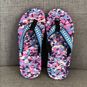 FRISKY Flip Flops GREAT CONDITION Size 6